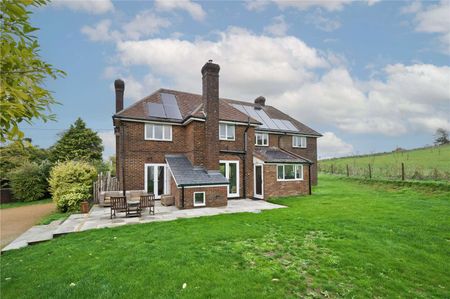 A charming five bedroom detached home set in an elevated position with idyllic countryside views. - Photo 3