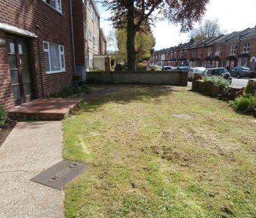 Woodside Road, ********* Student Property July***********, Southamp... - Photo 2