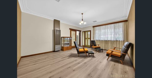 Well presented, great location! - Photo 1