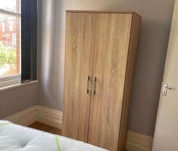 College Street Flat No, Leicester, LE2 - Photo 6