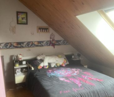 DANS QUARTIER RESIDENTIEL - MAISON TYPE 5 avec jardin clos - Photo 4