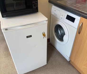 Studio to rent - Photo 3