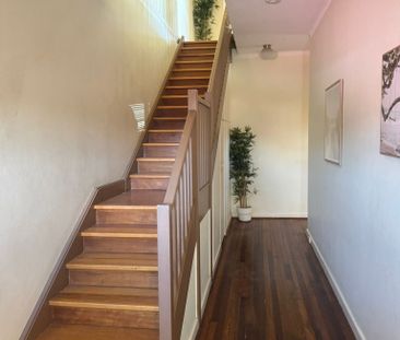 Kingsgrove - Photo 2