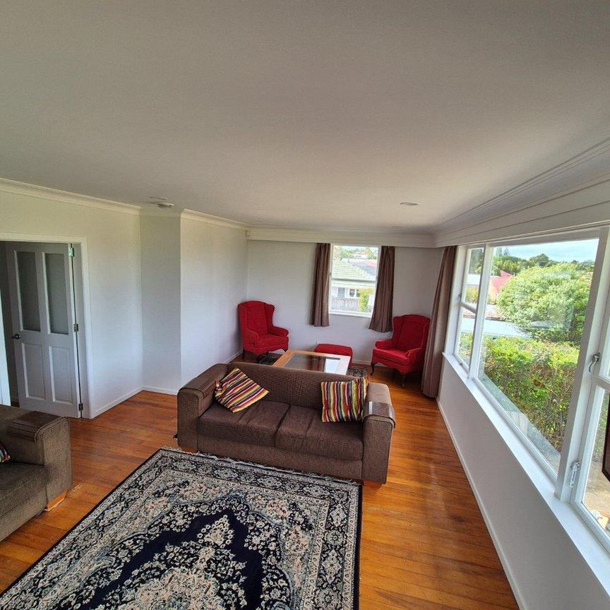 26 Waione Avenue - Photo 1