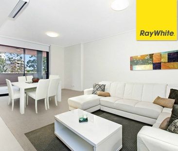 2 Bedroom + Study Available Now ! - Photo 2