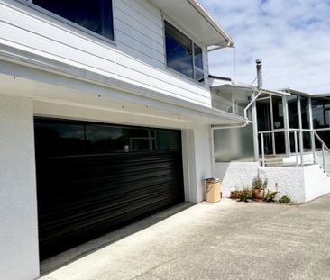 32 Kildare Drive, Waikiwi - Photo 6