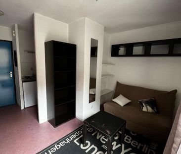 Location Appartement 1 pièce 16m² NANTES 44000 - Photo 2