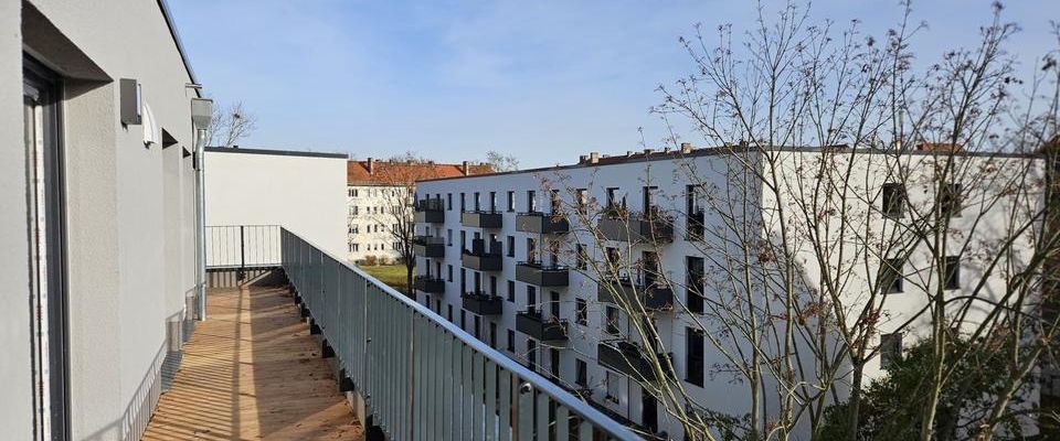 Kompakte 1-Zi.-Whg. mit EBK & Balkon, nahe UNI/WISTA, 10 Min. zur S-Bahn* – ab 12/2025 - Foto 1