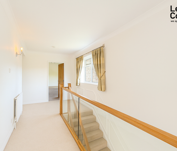 5 bedroom detached house to rent - Photo 2