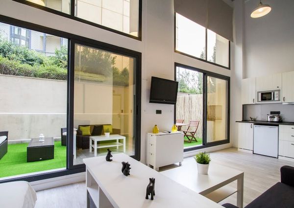 Calle Miguel Yuste, Madrid, Community of Madrid 28037