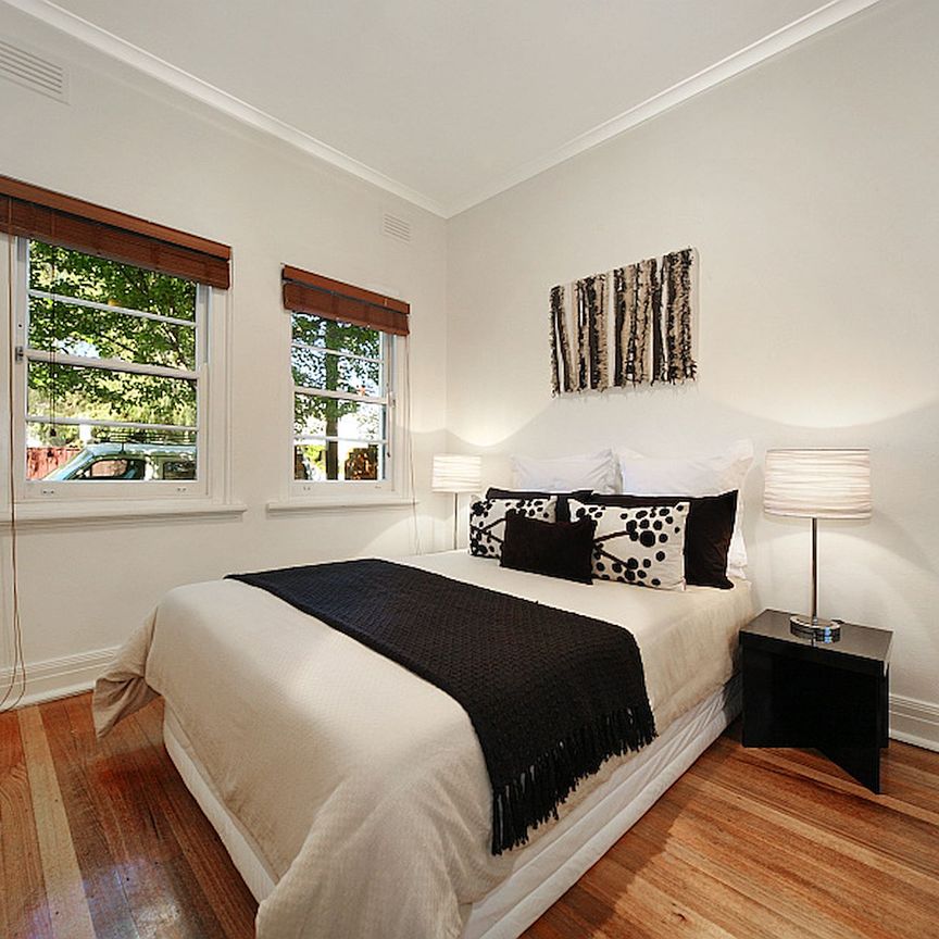 Unit 1/29 Lang Street, South Yarra. - Photo 1