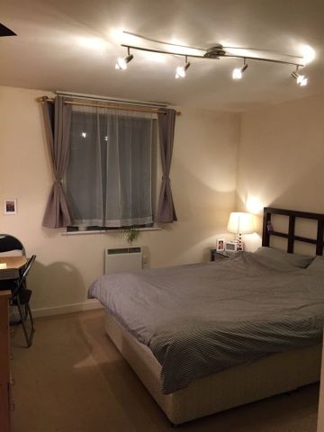 1 Bed Flat, Deals Gateway, SE13 - Photo 4