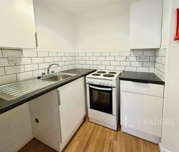 1 bedroom flat to rent - Photo 4