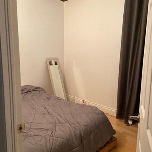 4 1/2 - Quartier Saint-Sacrement - Disponible immédiatement - Photo 2