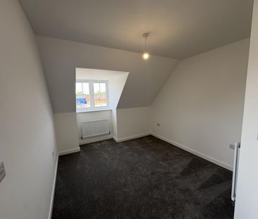 3 bedroom townhouse to rent - Photo 3