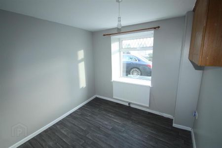 70 St Patricks Road, Raholp, Downpatrick, BT30 7JJ - Photo 2