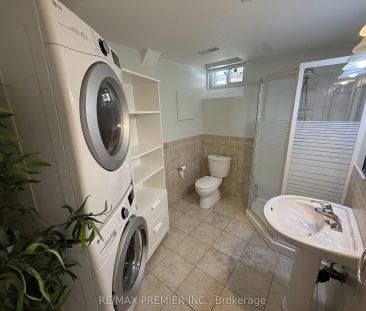 54 Castlepoint Drive #LOWER - Photo 6