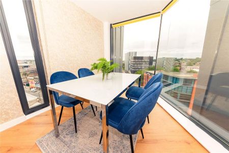 6 bedroom flat to rent - Photo 3