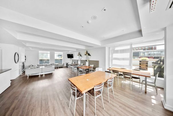 For Lease - 230 King Street Unit# 812, Toronto, Ontario - Photo 1