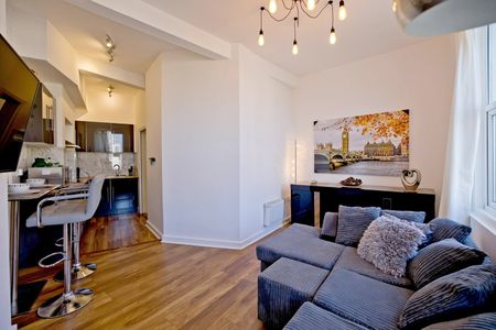 2 Bed Maisonette, Sydenham Road, SE26 - Photo 3