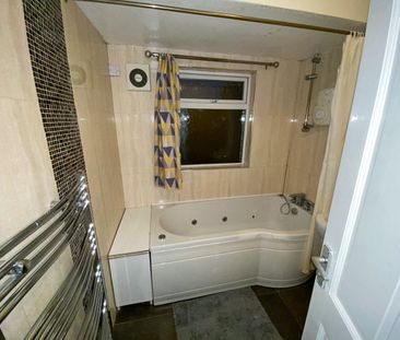 Room in a Shared House, Walsall Road, B42 - Photo 3