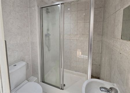 2 bedroom apartment to rent Macquarie Quay, Eastbourne, East Sussex, BN23 - Photo 5