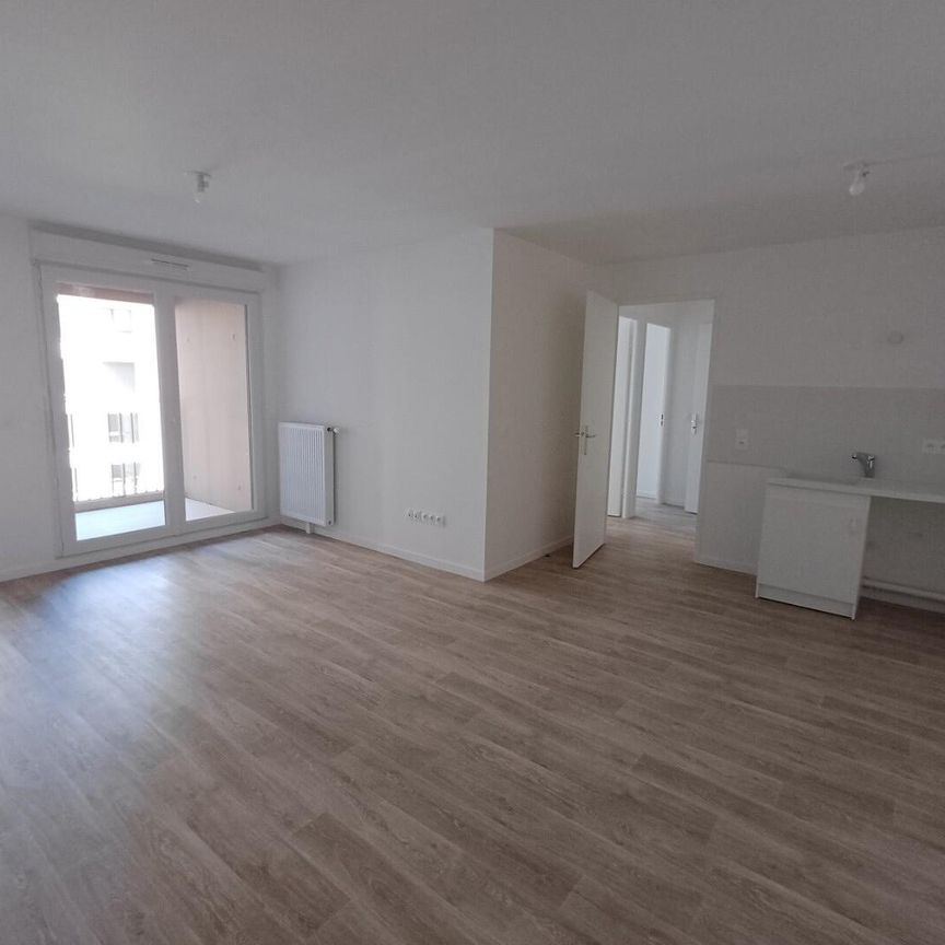 location Appartement T4 DE 76.9m² À BOBIGNY - Photo 1