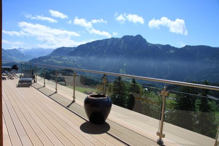 Magnifique 5.5 pièces de standing, en attique et en duplex avec grande terrasse à 360° et vue spectaculaire. - Photo 4
