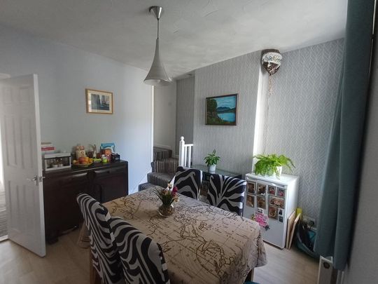2 bedroom terraced house to rent - Photo 1