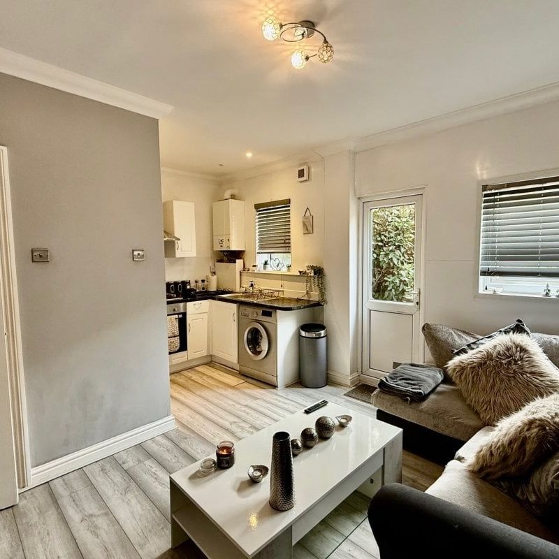 Alhambra Road - Photo 1