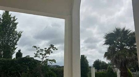 Smaller families welcome - Photo 2