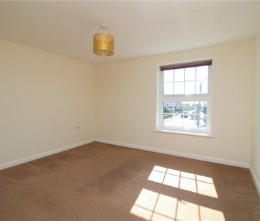3 bedroom end of terrace house to rent - Photo 6