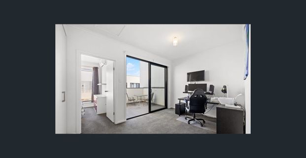 Private & Secure Town Home - Photo 1