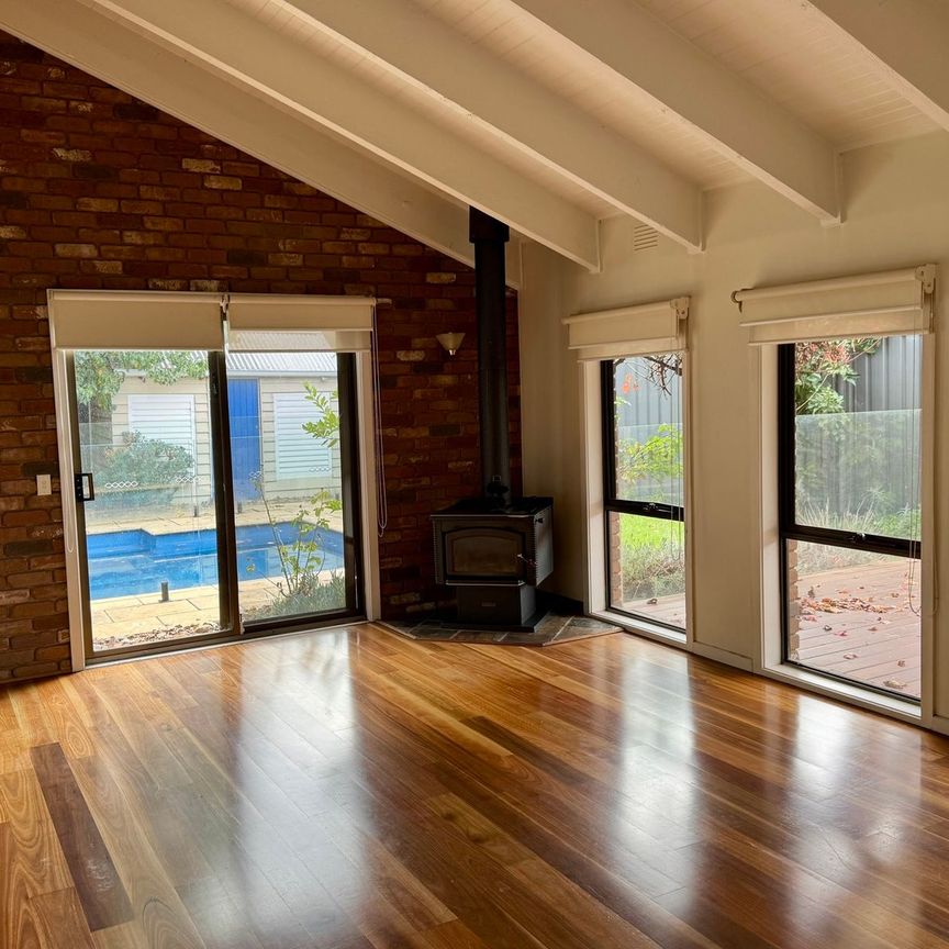 7 Kurrajong Street, 3028, Altona Meadows Vic - Photo 1