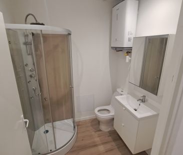 Le Vigan, studio 3ème étage d'environ 37m2 - Photo 5