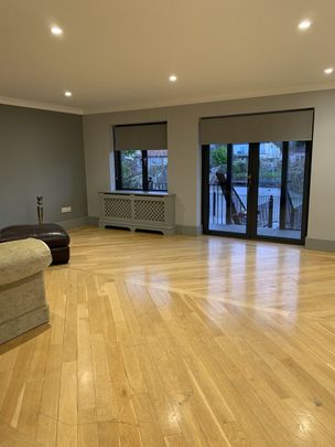 Ham Island, Old Windsor,SL4 - Photo 1