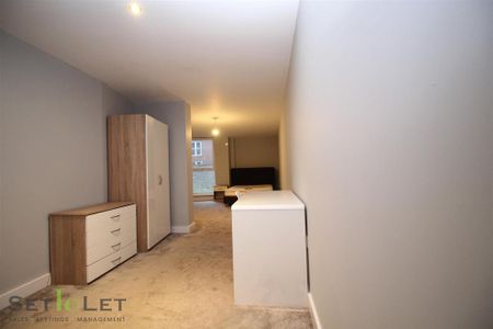 2 bedroom apartment to rent - Photo 5