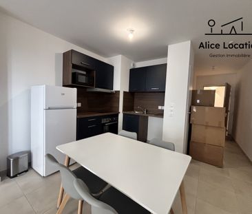Location Appartement 2 pièces 46m² EVIAN LES BAINS 74500 - Photo 6