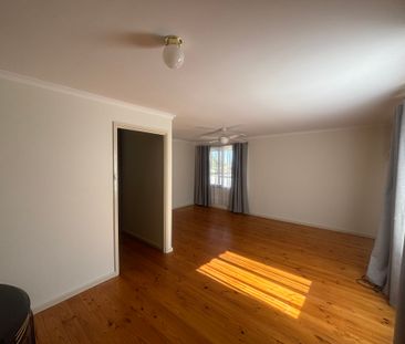 Comfortable and Convenient living in Evanston Park! - Photo 2