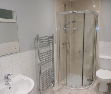 1 bedroom ground floor flat to rent - Photo 3