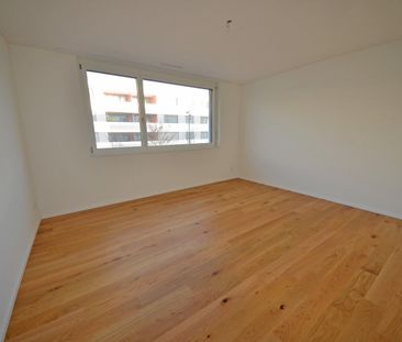 Moderne 2.5-Zimmerwohnung an zentraler Lage in Bülach - Photo 2