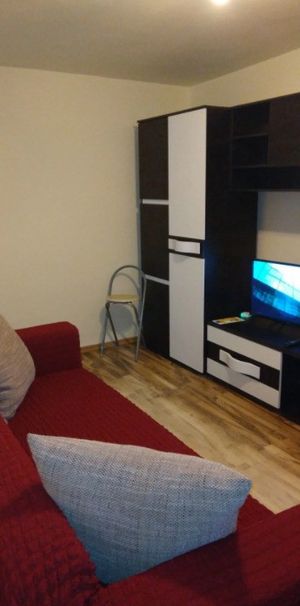 Garsoniera in zona Aradului - Fotografie 1