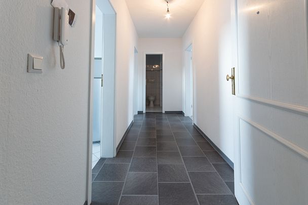 ** Schöne Maisonette-Wohnung im Dachgeschoss | 3 Zimmer |Tageslichtbad |ab Juli bezugsfrei ** - Foto 1