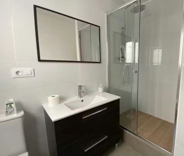 Carrer de Cotonat, L'Hospitalet de Llobregat, Catalonia 08904 - Photo 4