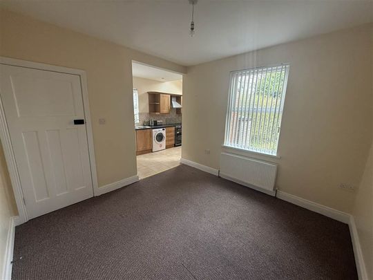 15 Kirklowe Drive, Upper Lisburn Road , Belfast , BT10 0LP - Photo 1