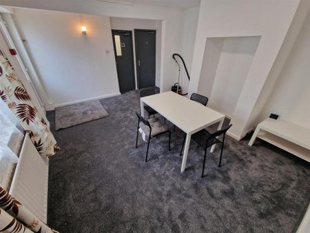 1 bedroom house to rent - Photo 2