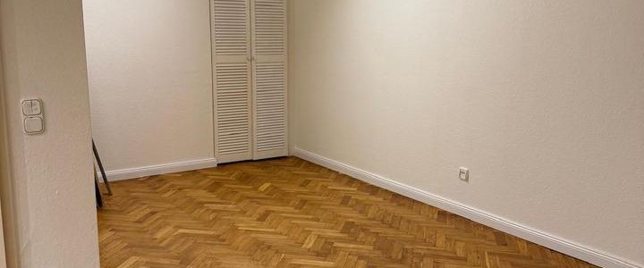 Helle 1-Zimmer-Wohnung mit neuer Einbauküche in Hamburg-Jenfeld - Foto 1