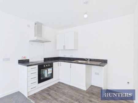 2 bedroom Flat To Let - Photo 5