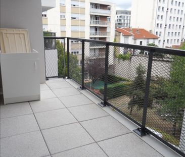 T2 MEUBLE - LYON 7 - Photo 2