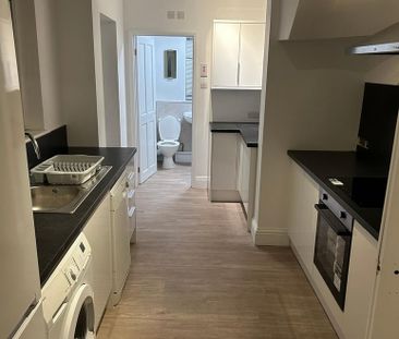 7 bedroom house to rent - Photo 3